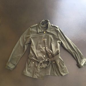 ZARA olive green jacket 🌿